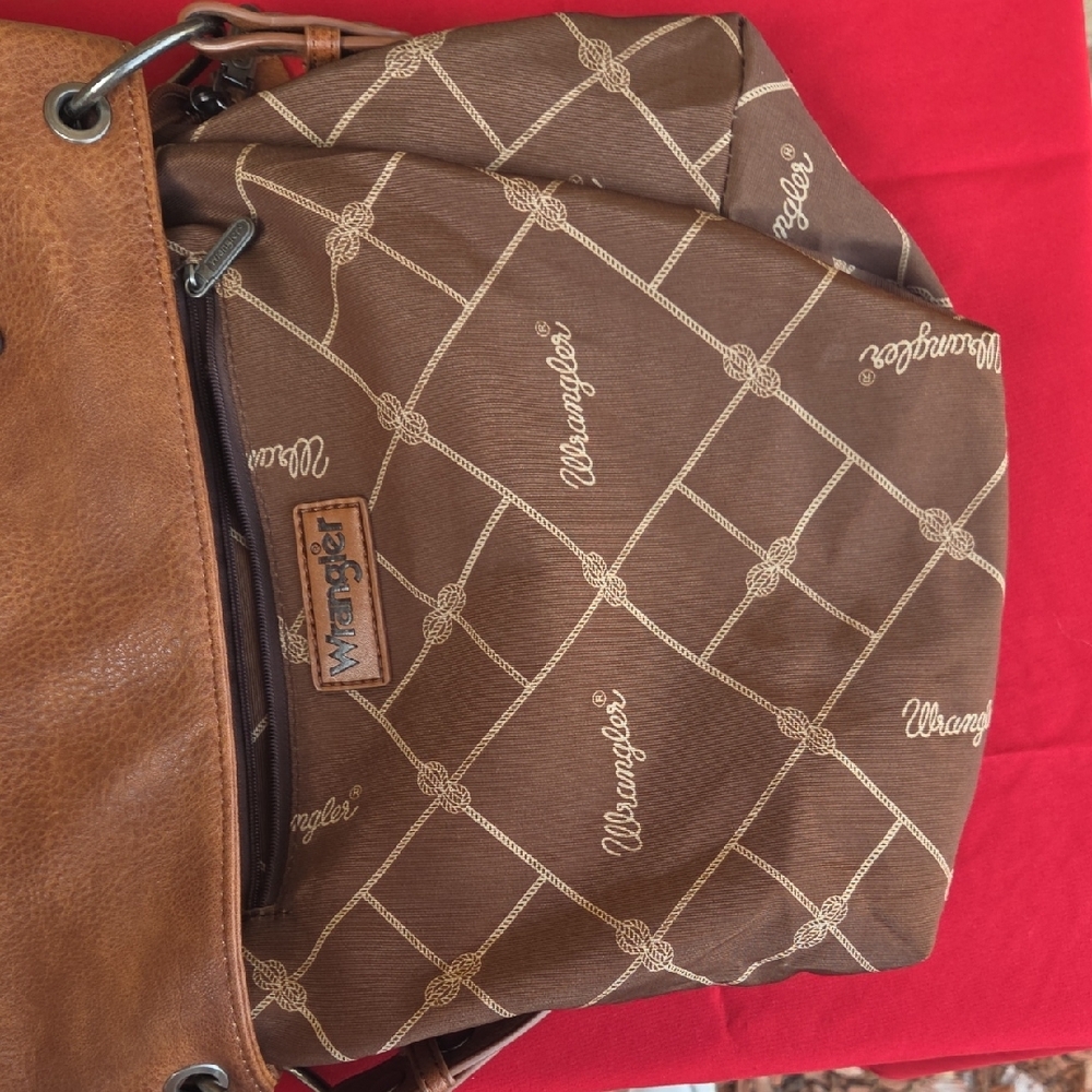 Wrangler Tan and Black Cow Print Shoulder Bag - Picture 7 of 11